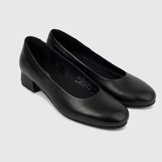 Black leather HP Ladies Comfort Block Heel pump, shown from a side view, featuring a rounded toe and a sturdy block heel.