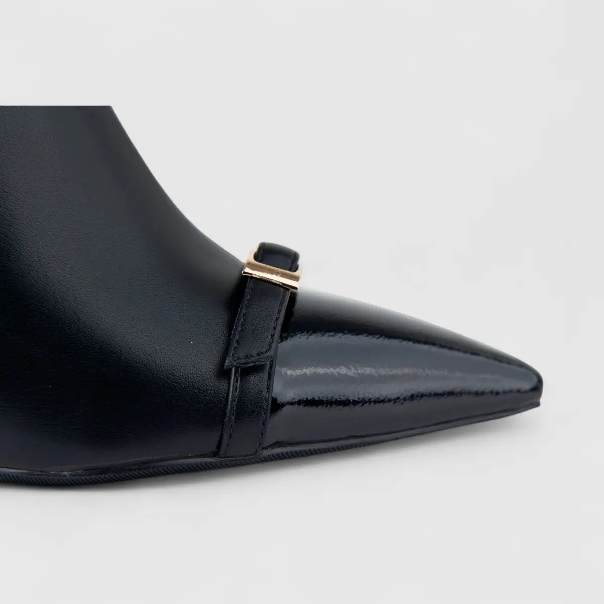 Bulbul Ladies Low Heel Ankle Boot Black CAR26-9
