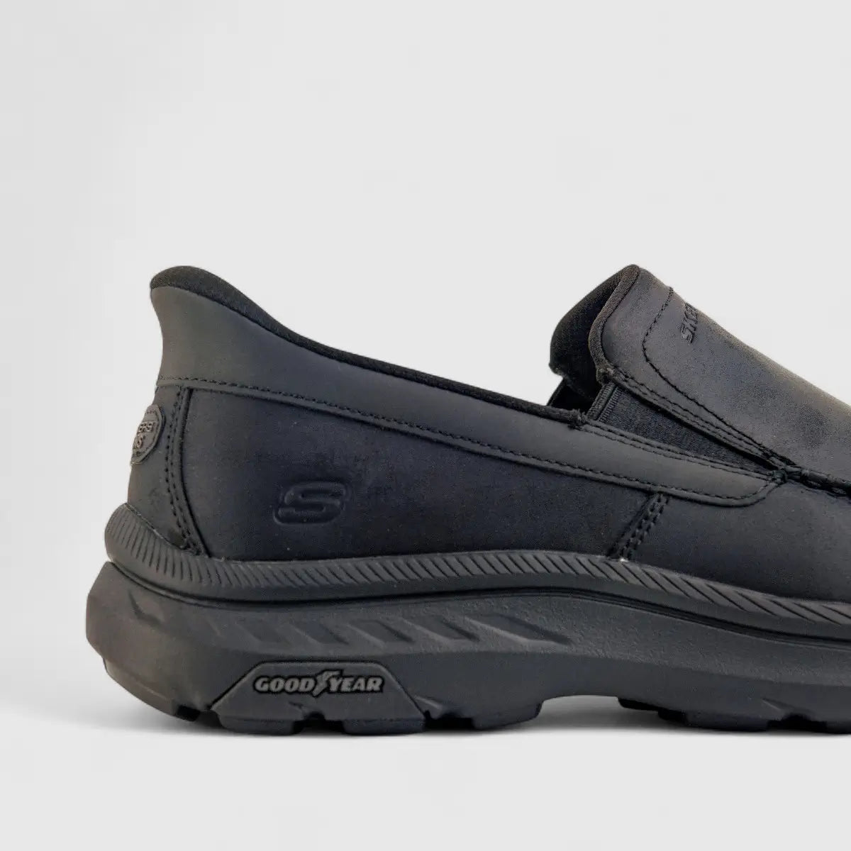 Skechers Men's Comfort Slip On Pollard 205334 Black SM96