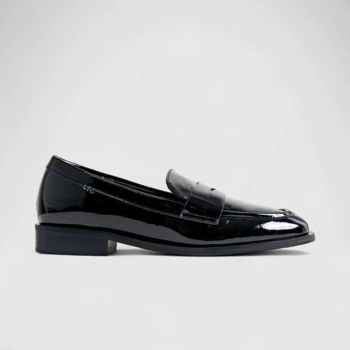 Bulbul Leather Loafers Black LAR6017 Loafers | familyshoecentre