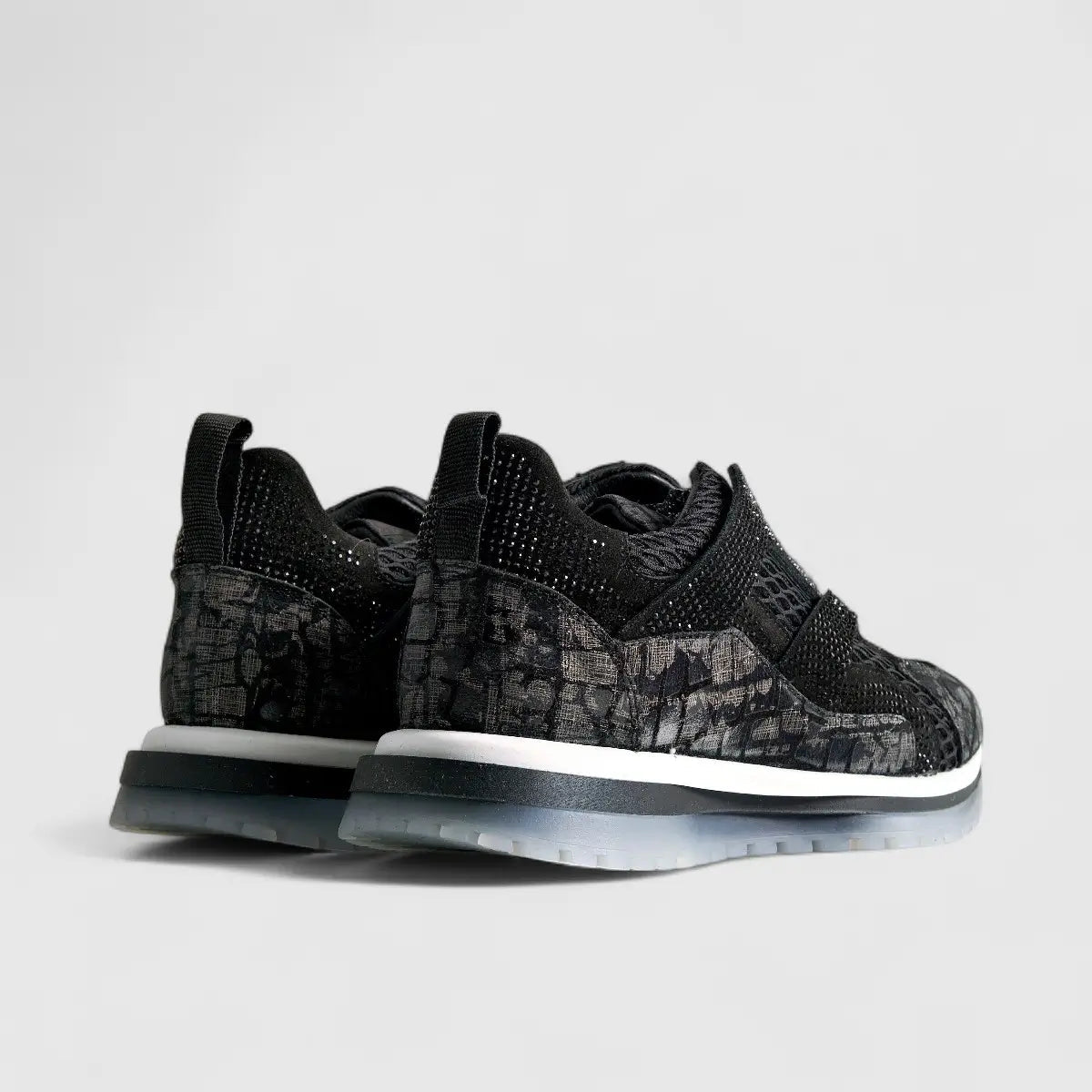Eternal Ladies Leather Sneaker Black 1703242 Sneakers | familyshoecentre