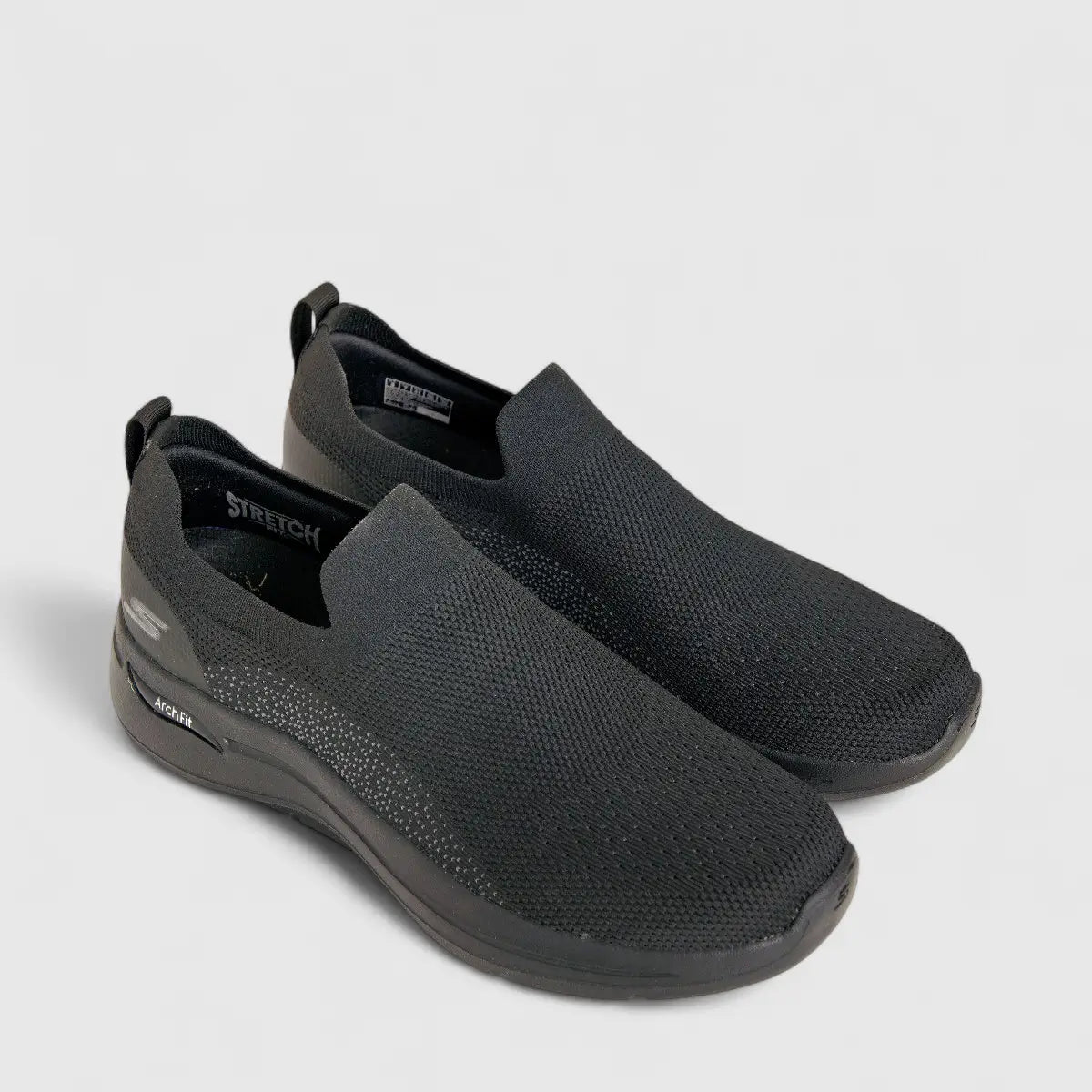 Skechers Men's Comfort Slip On Go Walk Arch Fit 216136 Black SM121