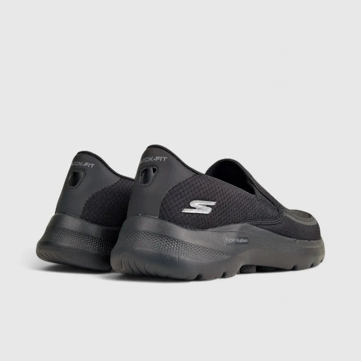 Skechers Men's Comfort Slip On Go Walk 6 216200 Black SM95 Sneakers | familyshoecentre