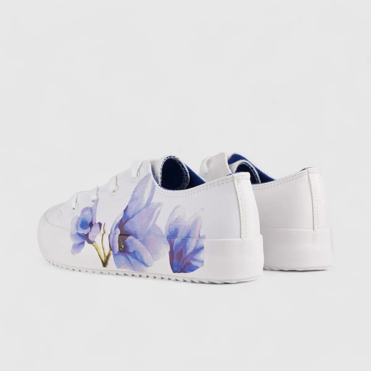 PC Casual Sneaker White Blue 10505 Sneakers | familyshoecentre