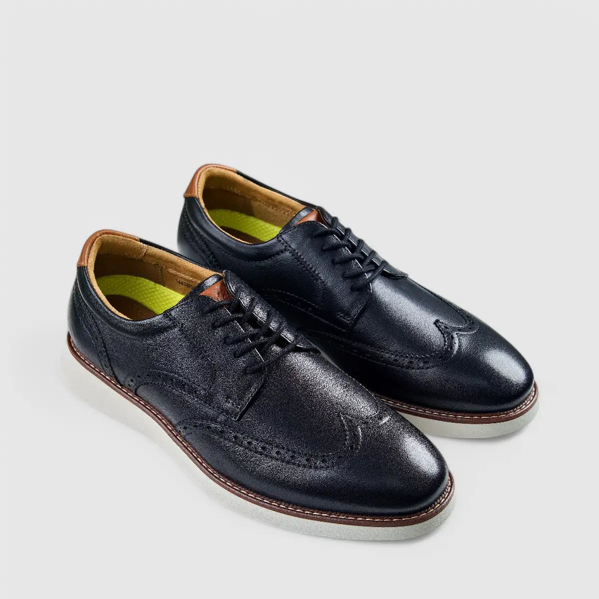 Florsheim Launch Wingtip Lace up Black 14439 FT27 Oxfords | familyshoecentre