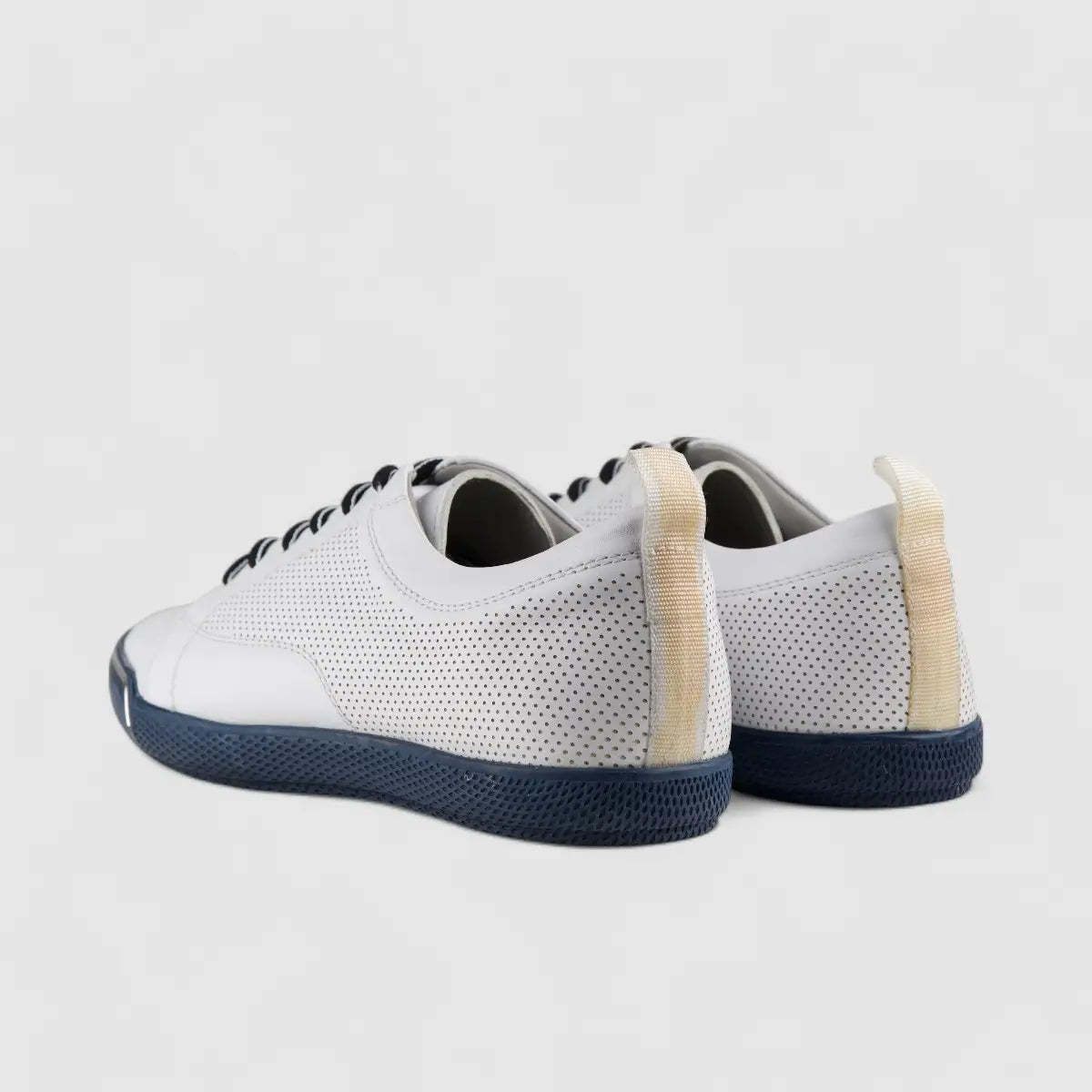 Bulletti Lace Up Sneaker White 152-15044 Sneakers | familyshoecentre