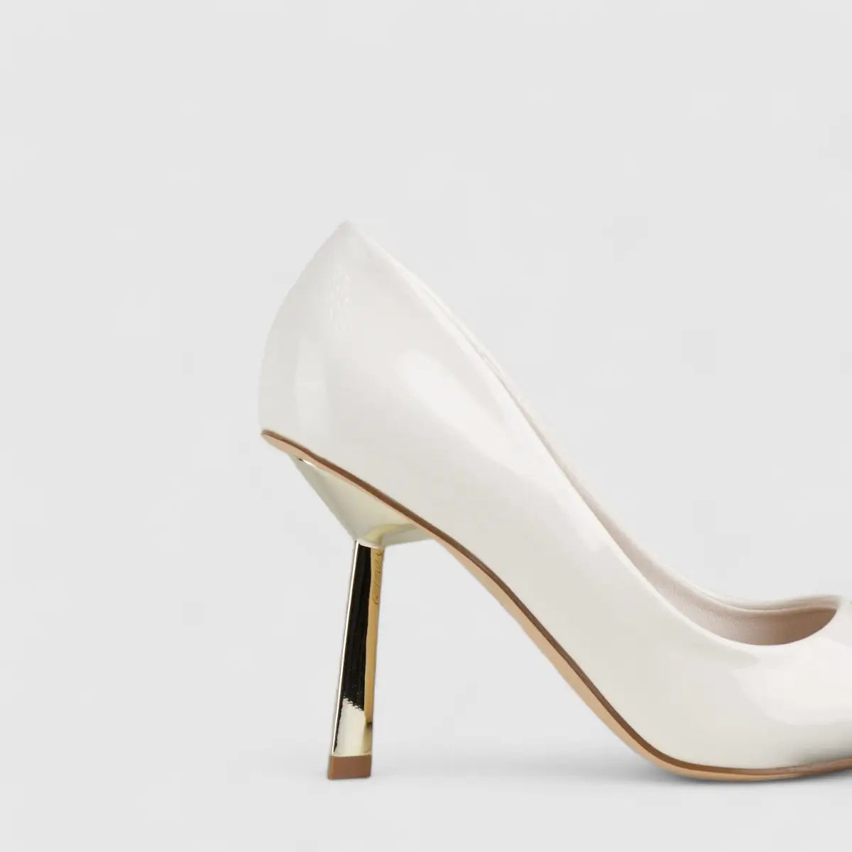 Bulbul Court Shoe White LU005 Heels | familyshoecentre