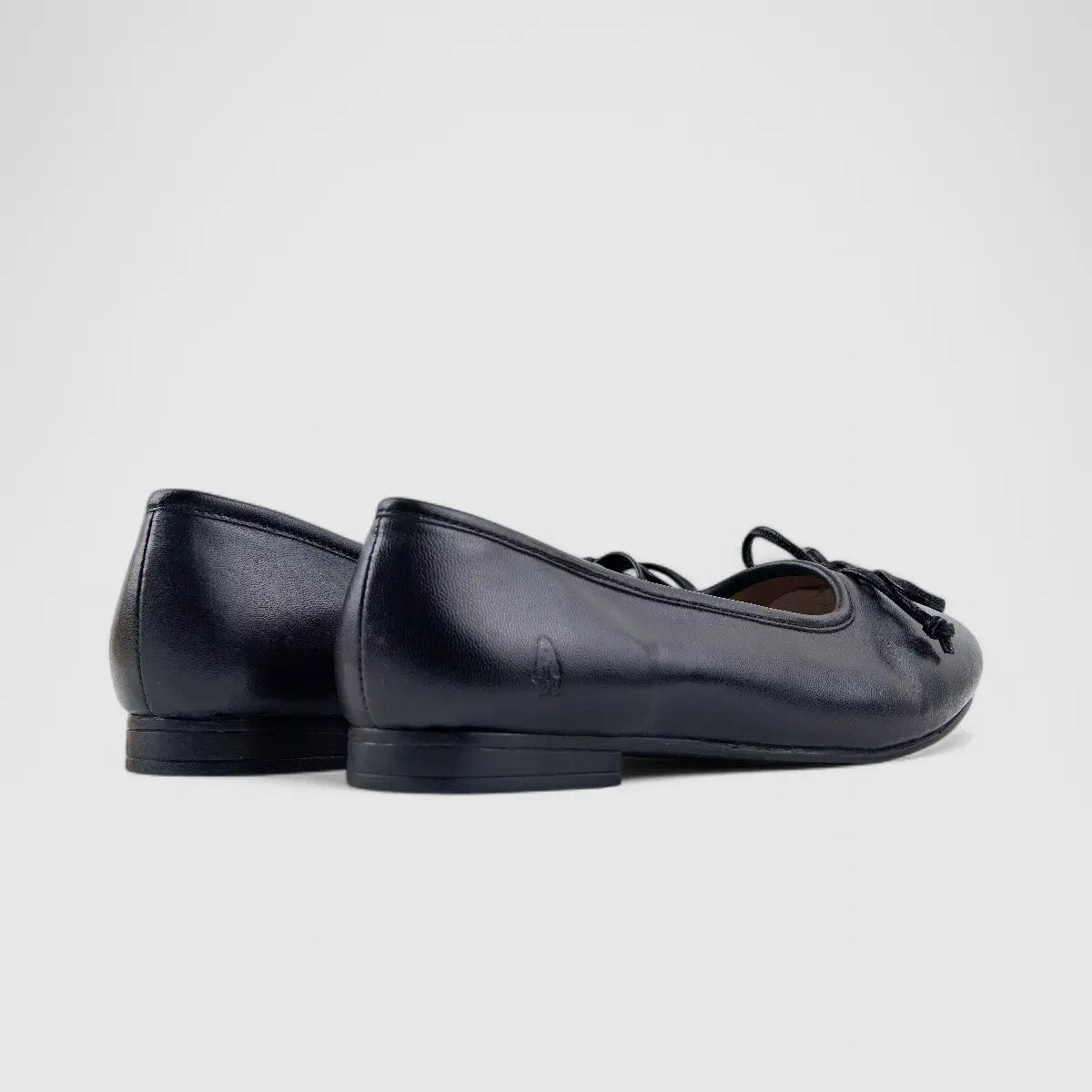 Hush Puppies Naomi Leather Pump Black 01406 HL251 Pumps | familyshoecentre