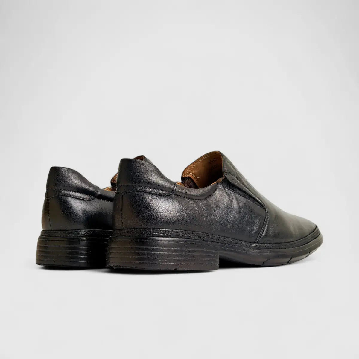Anatomic Leather Comfort Slip On Black 868601 AN130
