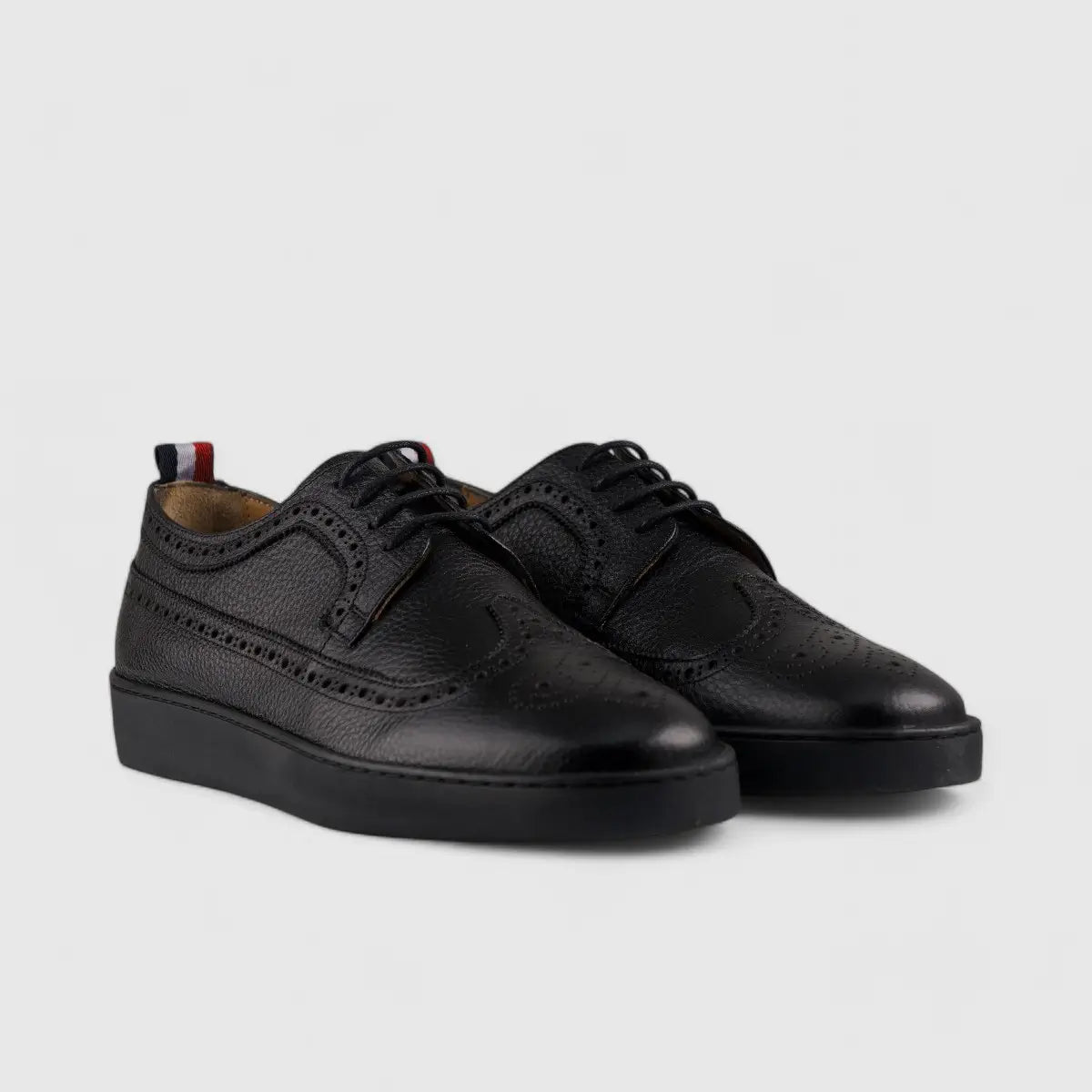 Formales Lace Up Leather Sneaker Black 4346