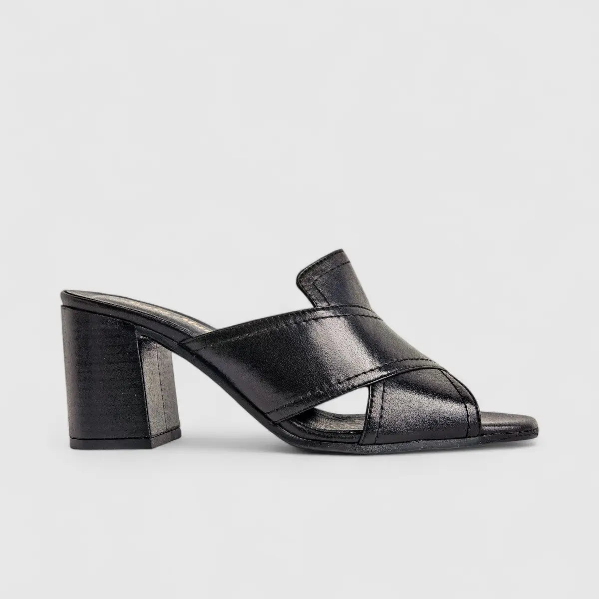 Sofia Mare Ladies Leather Comfort Push In Block Heel Sandal 11806 Black SF74