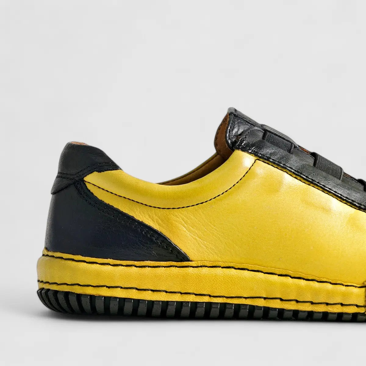 Karyoka Comfort Leather Boots 6467 Black/Yellow Oxfords | familyshoecentre