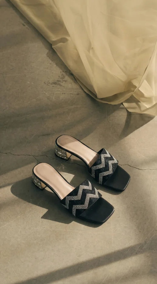 custom-slideshow-image-mobile-block_qK4HXB