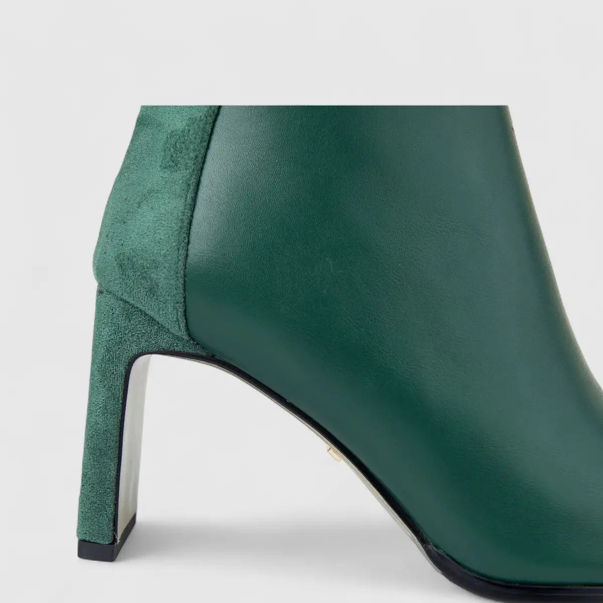 Bulbul Ladies Block Heel Ankle Boot Green CAR26-12