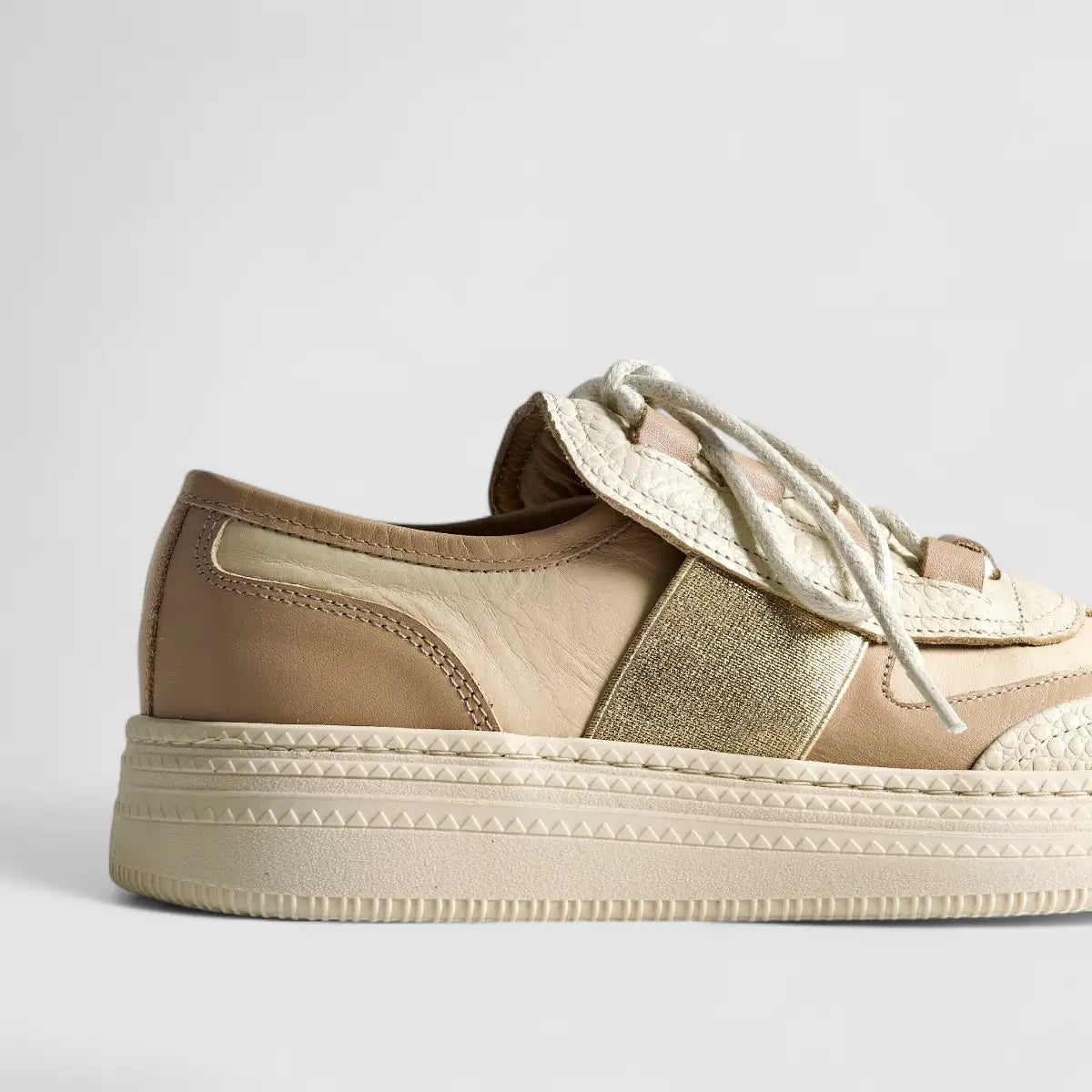 Eternal Ladies Leather Sneaker Beige 205A3034D Sneakers | familyshoecentre