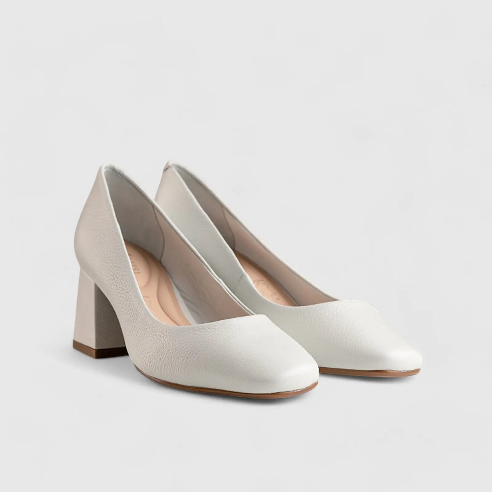 Block Heel Court Shoe White 9286 Heels | familyshoecentre