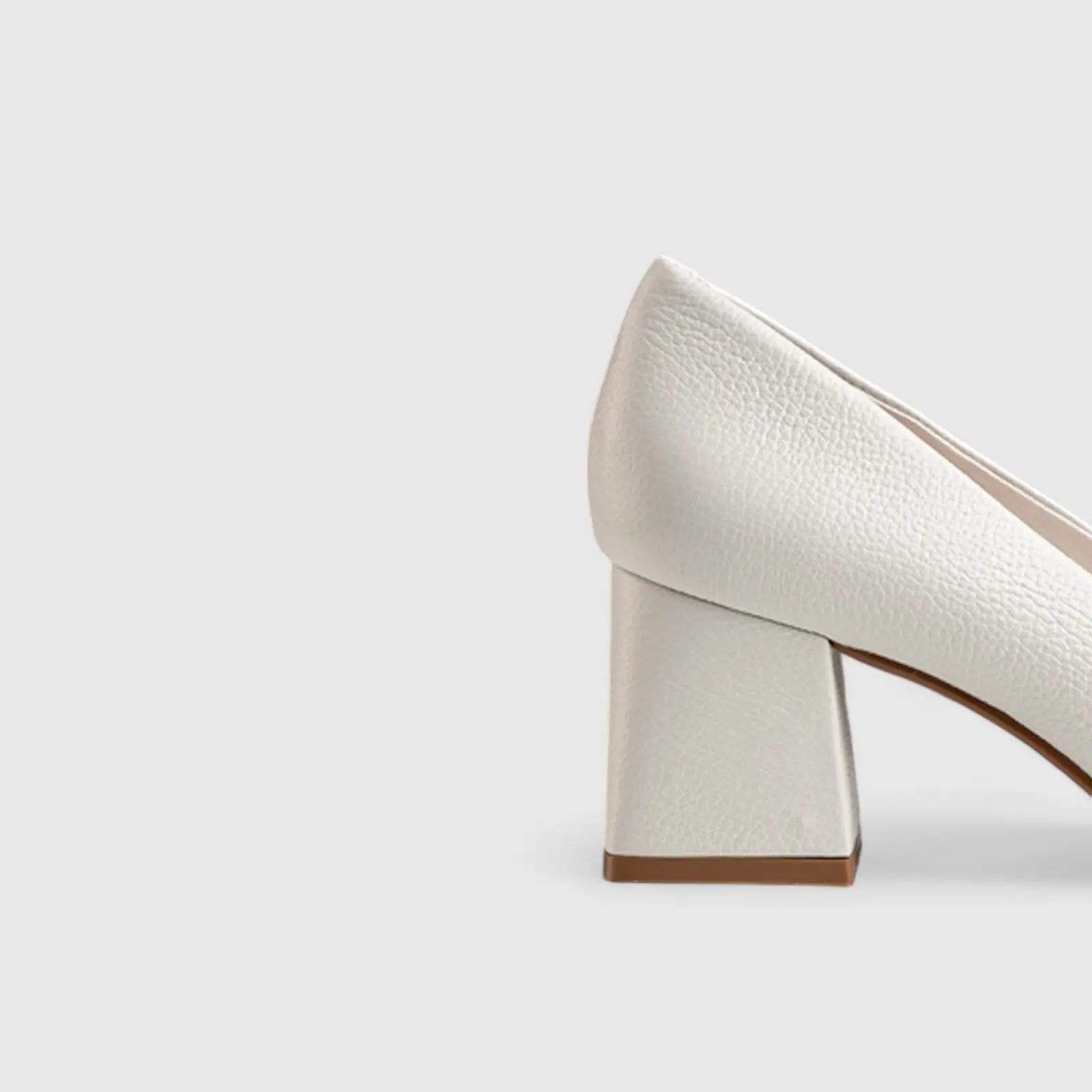 Block Heel Court Shoe White 9286 Heels | familyshoecentre