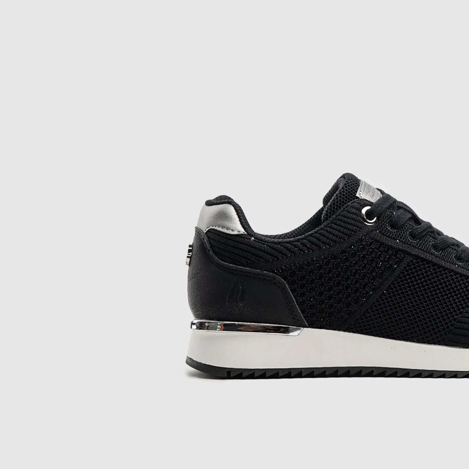 Casual Comfort Sneakers Remmy Black 01353 Sneakers | familyshoecentre