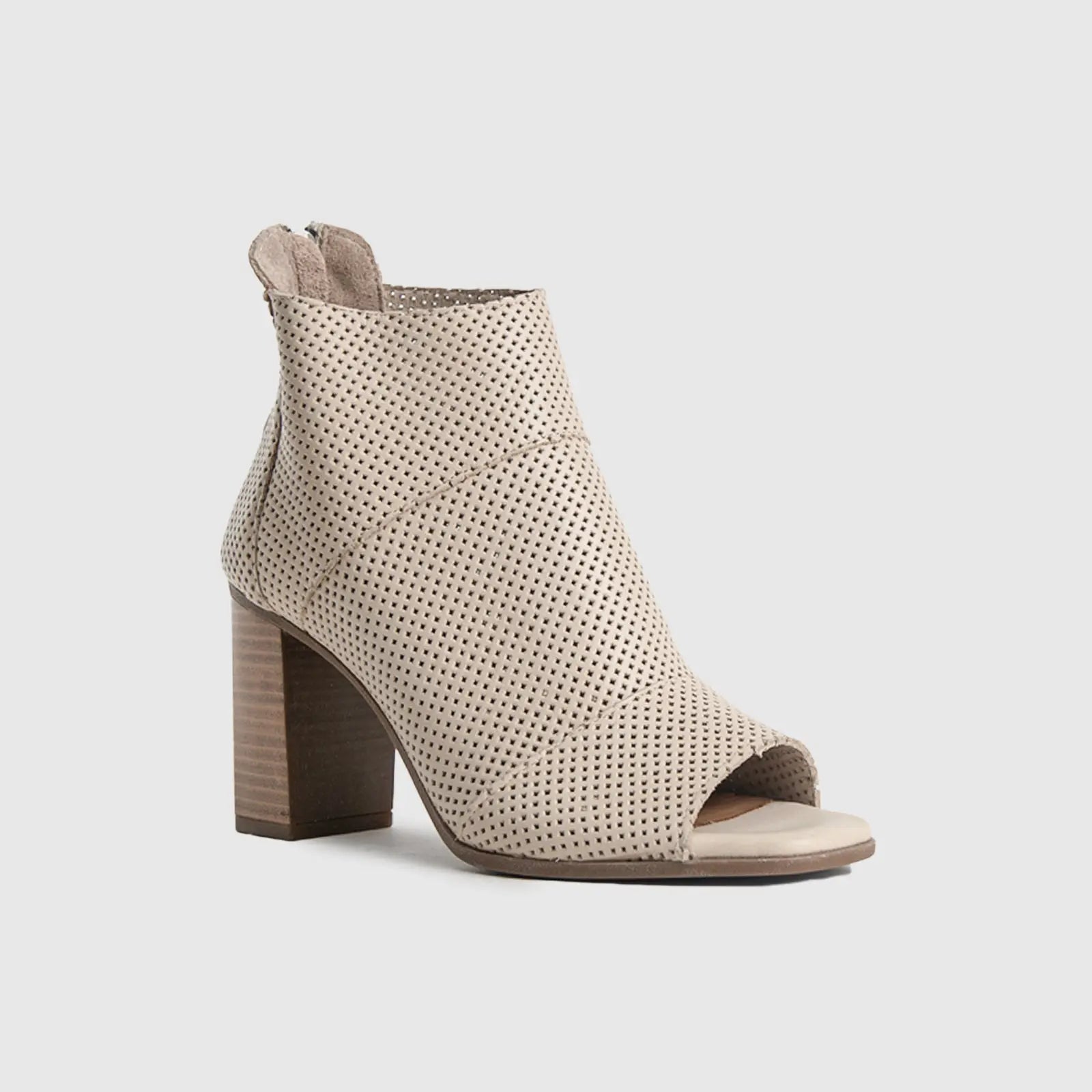 Comfort Block Heel Sandal  Beige 8330 Heels | familyshoecentre
