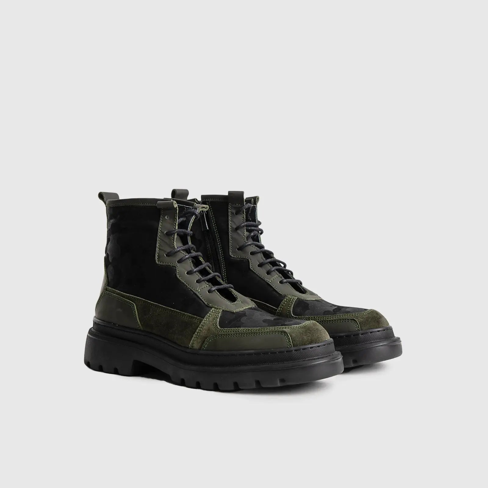 Statement Combat Boots 5114-2 Boots | familyshoecentre