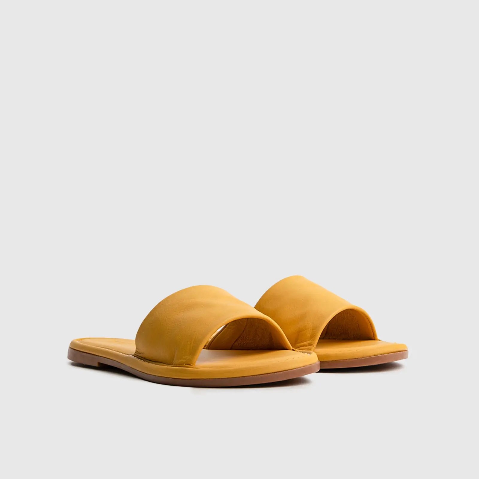 Flat Comfort Push In Sandal 242305B Sandals | familyshoecentre