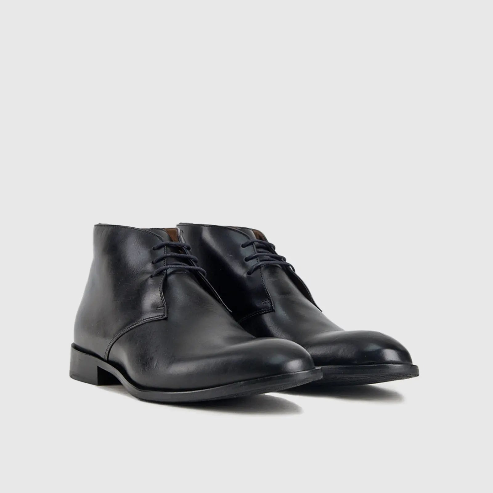 Dress Comfort Chukka Boot 1020028 Black Boots | familyshoecentre