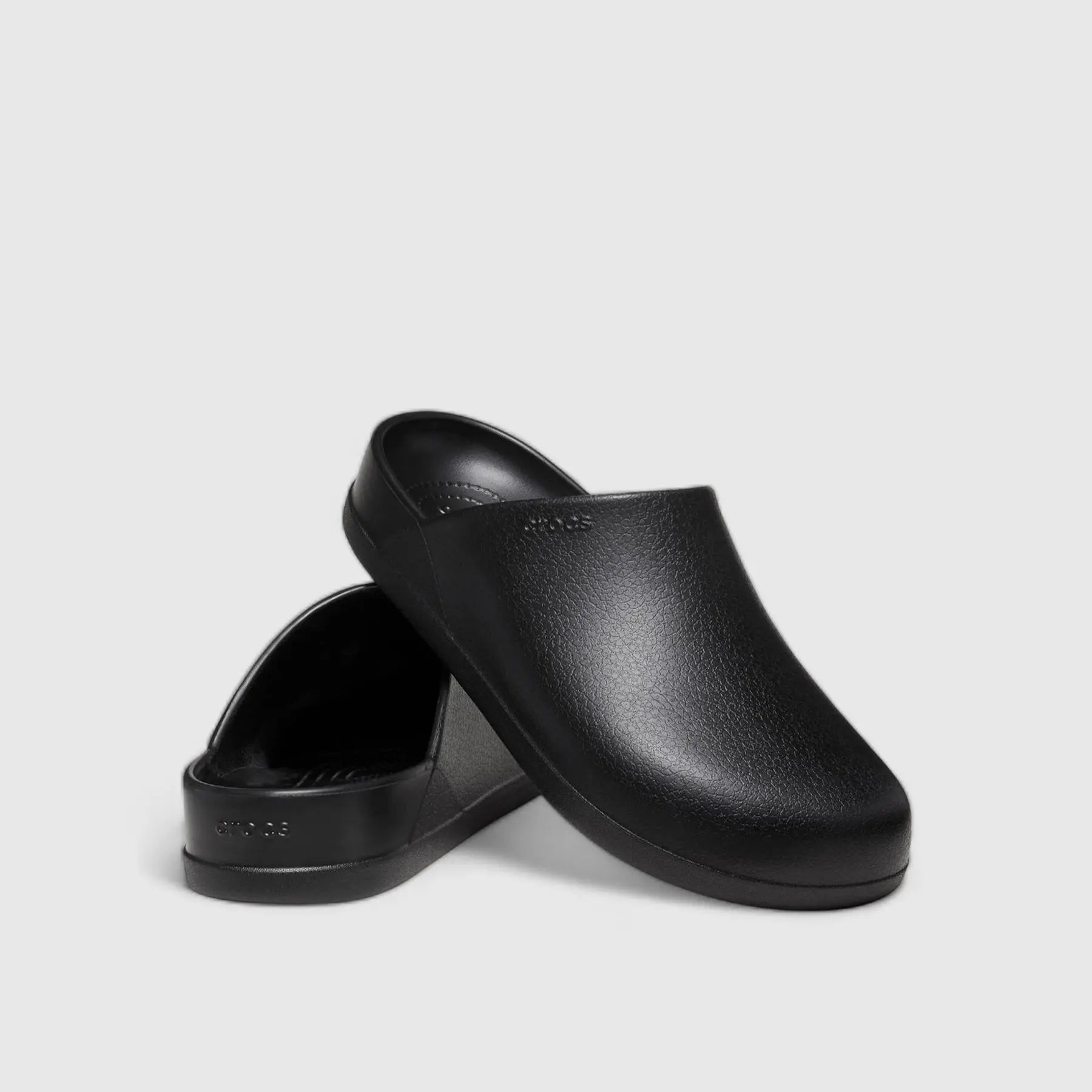 Dylan Clog Black 209366 Slides | familyshoecentre