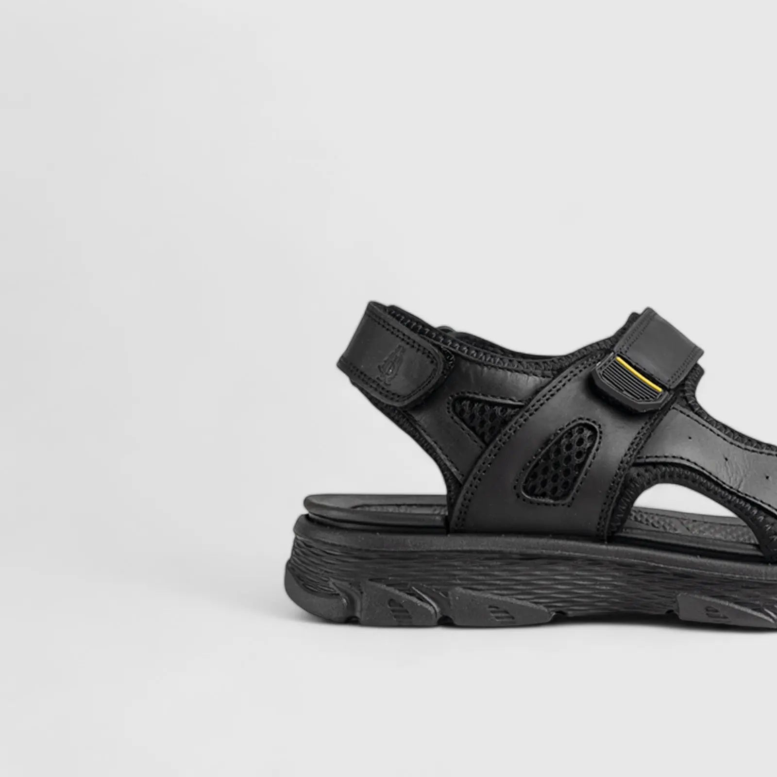 Harvie Comfort Strap Sandal Black 00877 Sandals | familyshoecentre