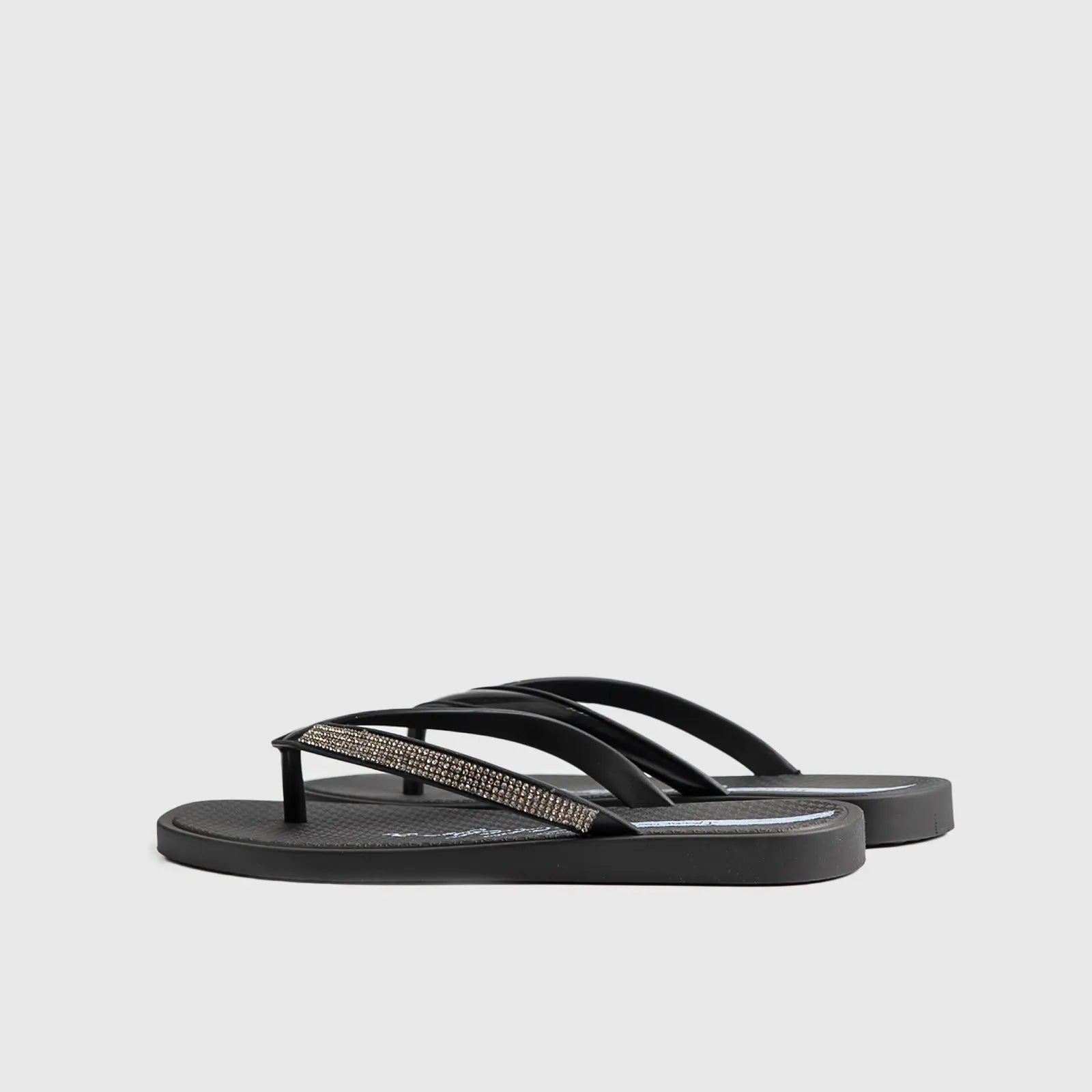 Ipanema Celebra Thong Black Metallic 27094 Sandals | familyshoecentre