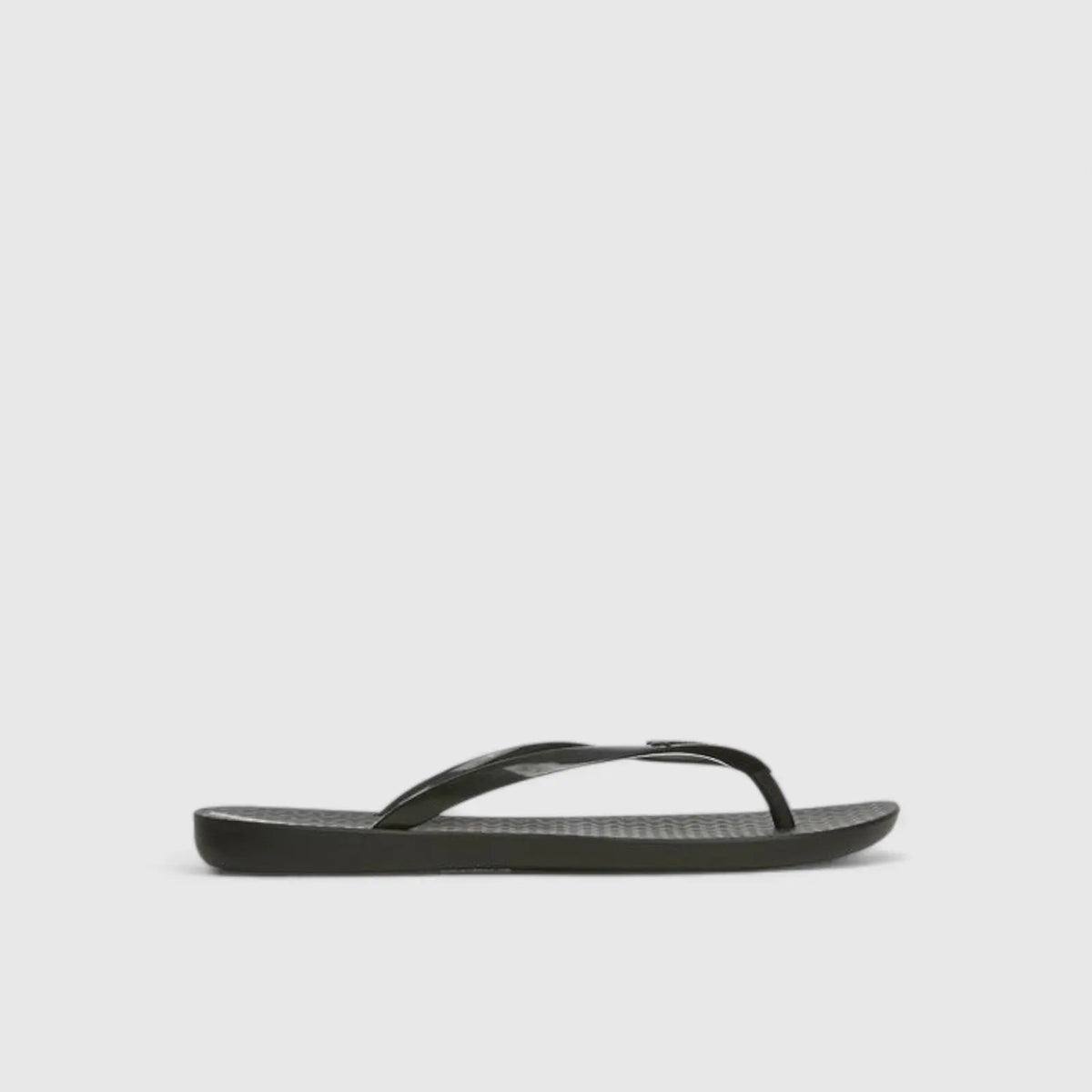 Ipanema Wave Fem Black Patent 25971 Sandals | familyshoecentre