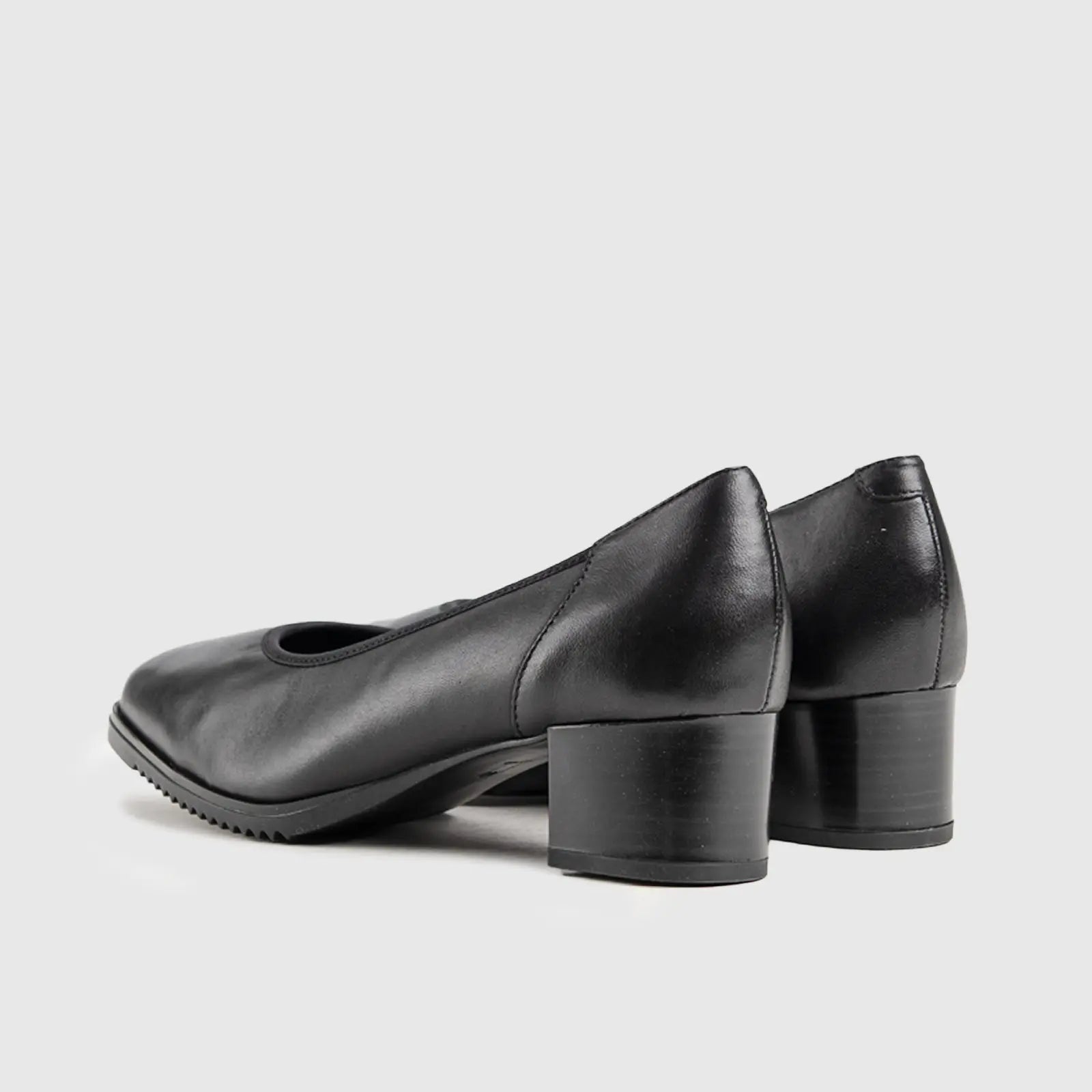 Isabella Comfort Block Heel Court 01357 Heels | familyshoecentre