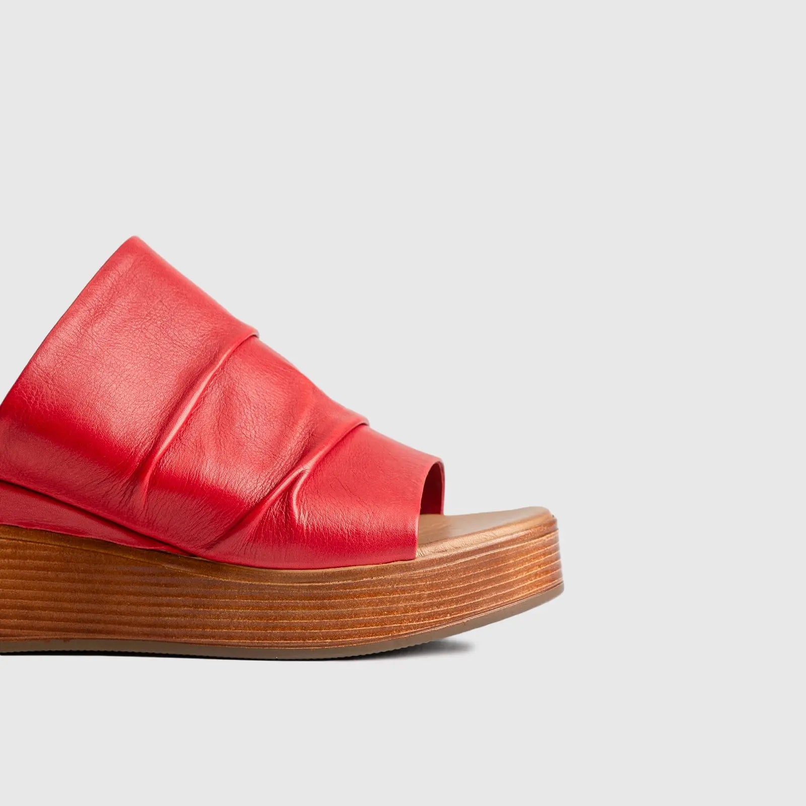 Leather Comfort Wedges Red 8501 Sandals | familyshoecentre