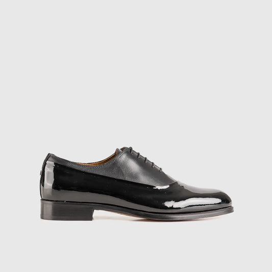 Dress Oxfords B4401 Black Patent/Leather Oxfords | familyshoecentre