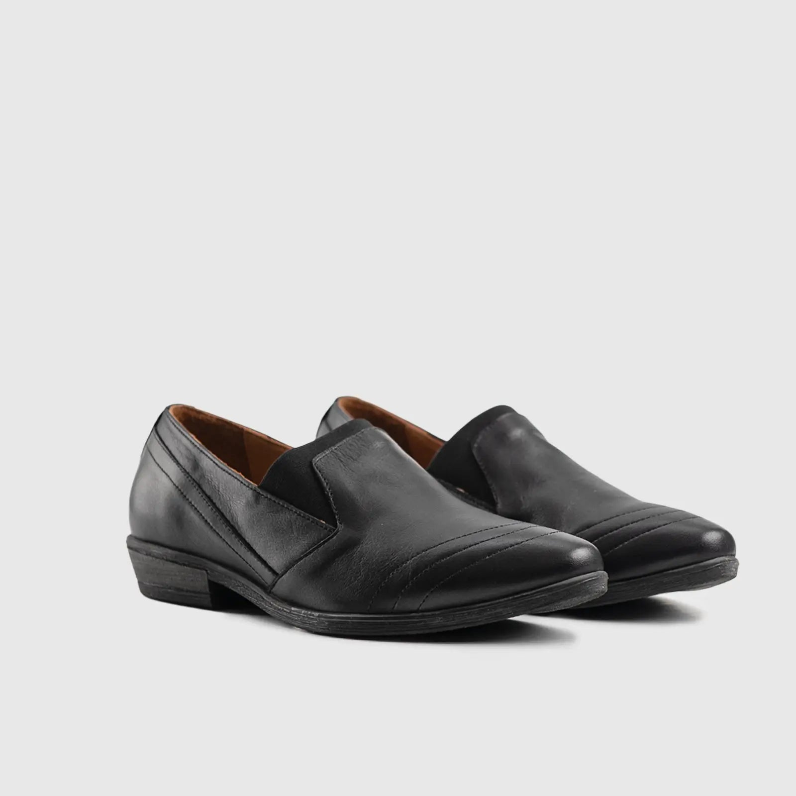Leather Slip On Tassels 2895 Black Slip-ons | familyshoecentre