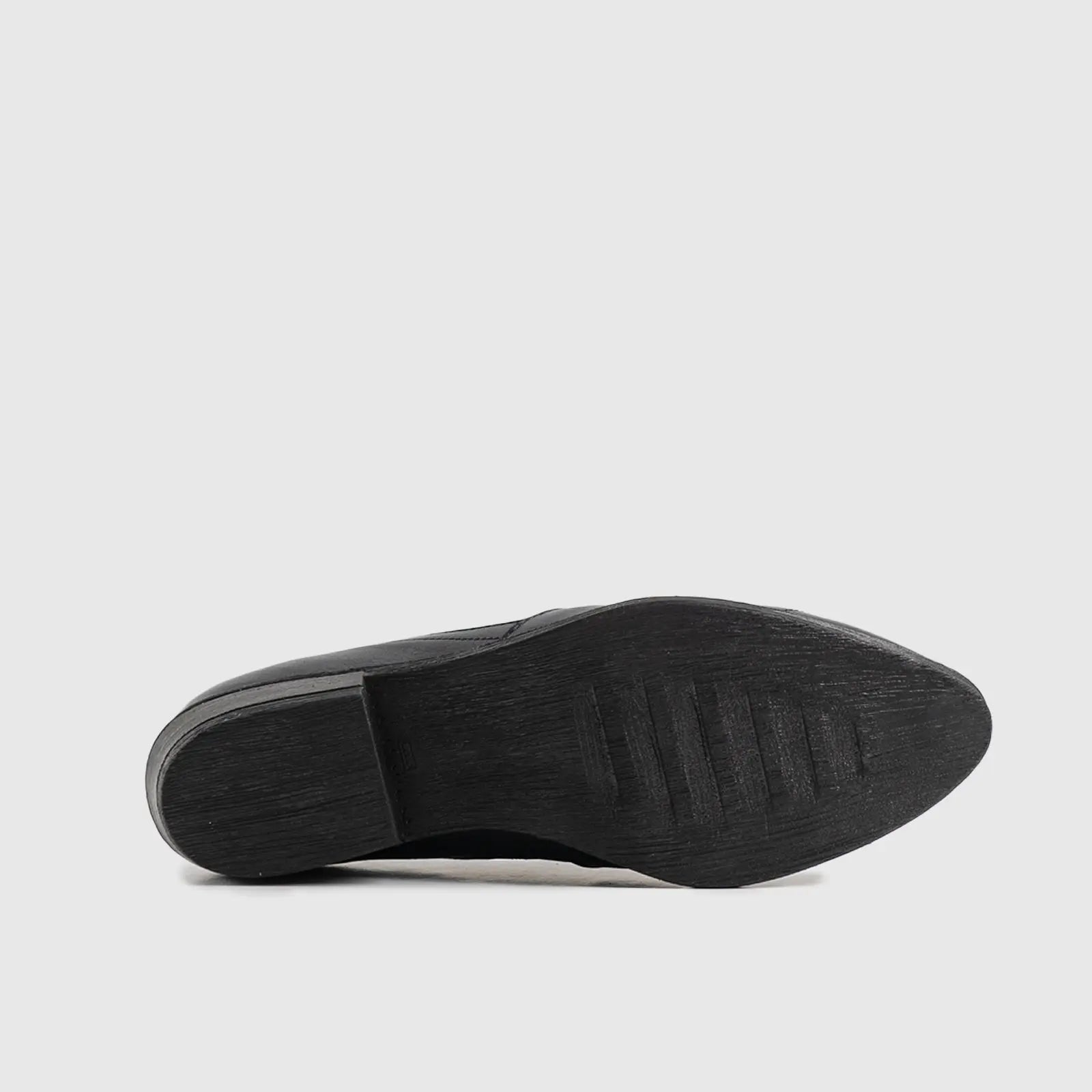 Leather Slip On Tassels 2895 Black Slip-ons | familyshoecentre