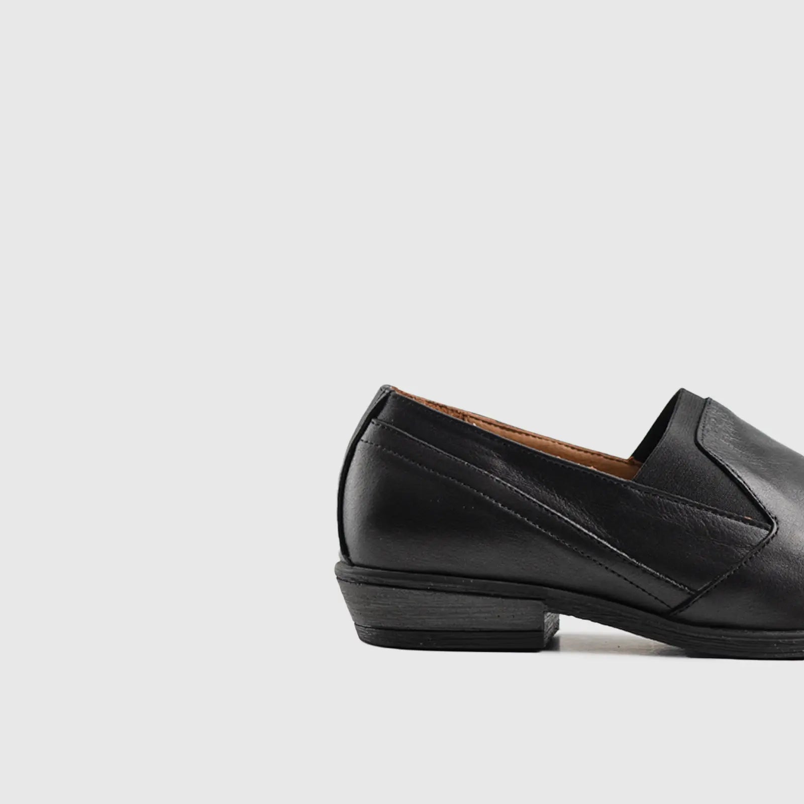Leather Slip On Tassels 2895 Black Slip-ons | familyshoecentre