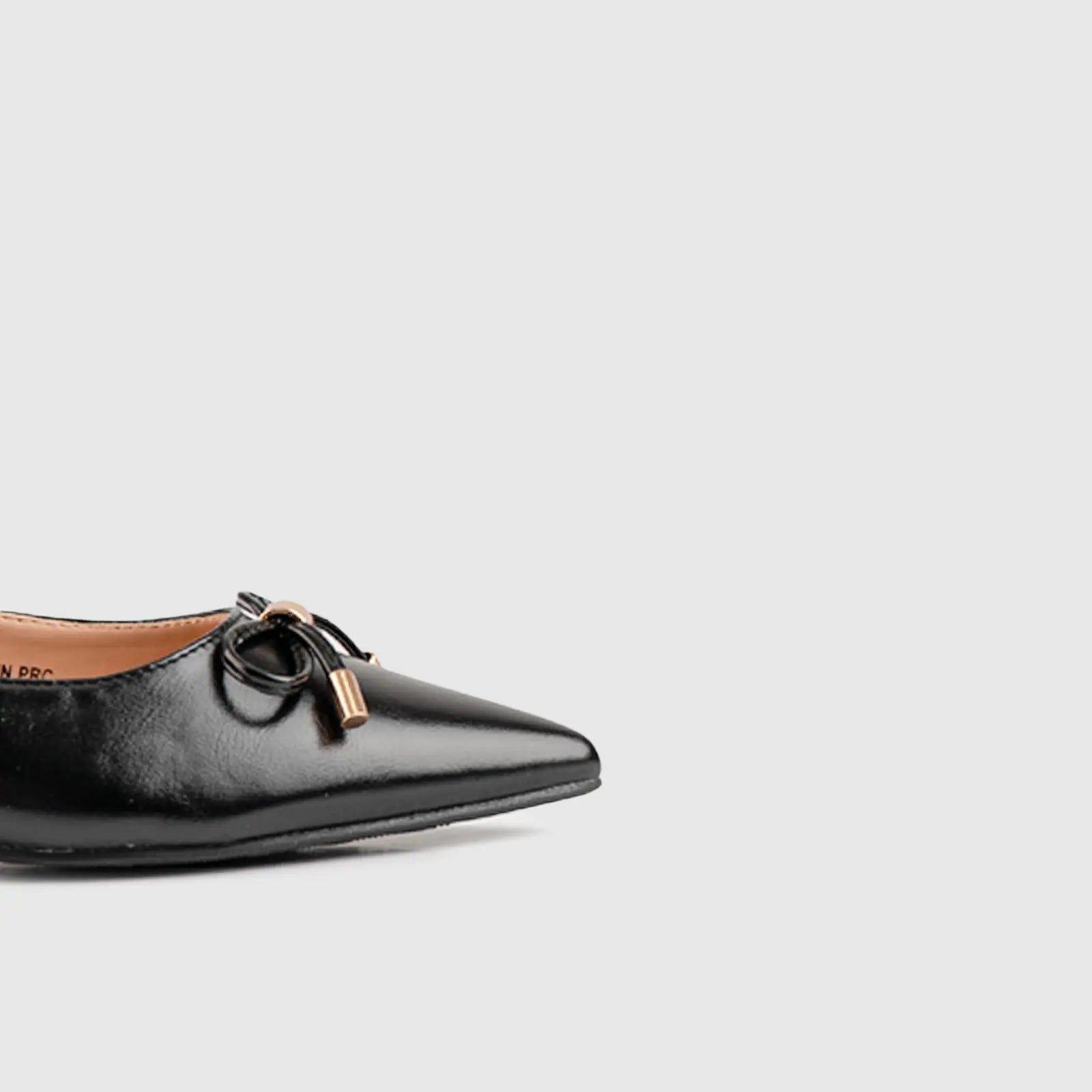 Low Heel Court Shoe Black 10565 Heels | familyshoecentre