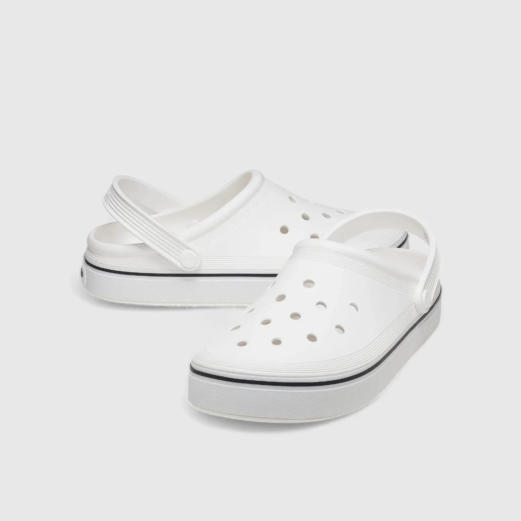 Off Court Clog White 208371 Slides | familyshoecentre