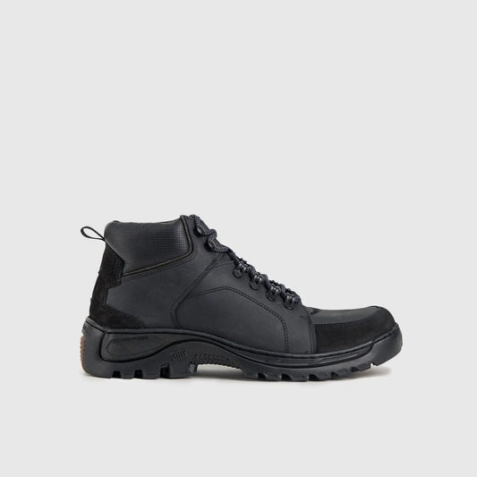 Outdoor Comfort Boots 7575-D Black Boots | familyshoecentre