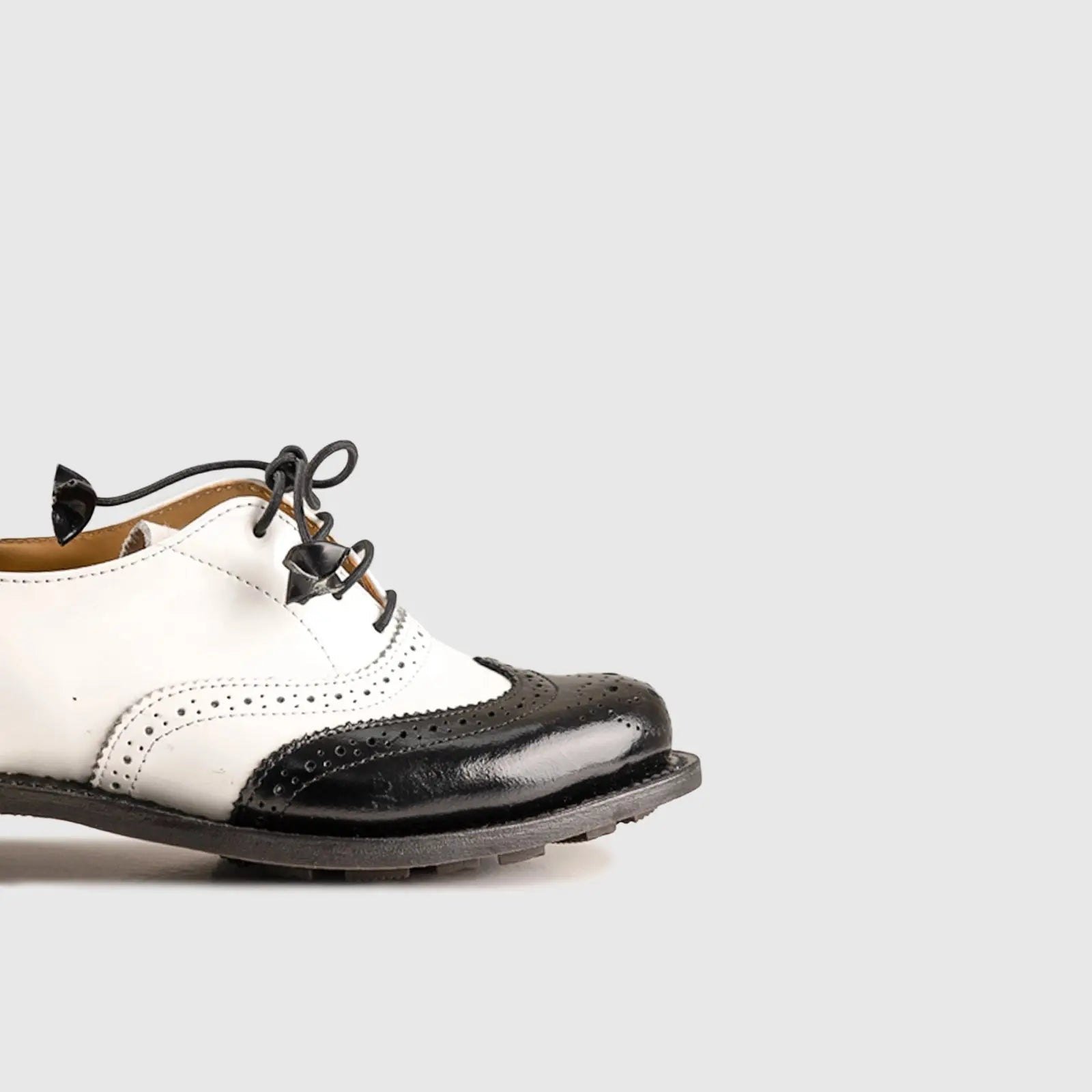 Statement Oxford Brogues Black/White 17465 – familyshoecentre