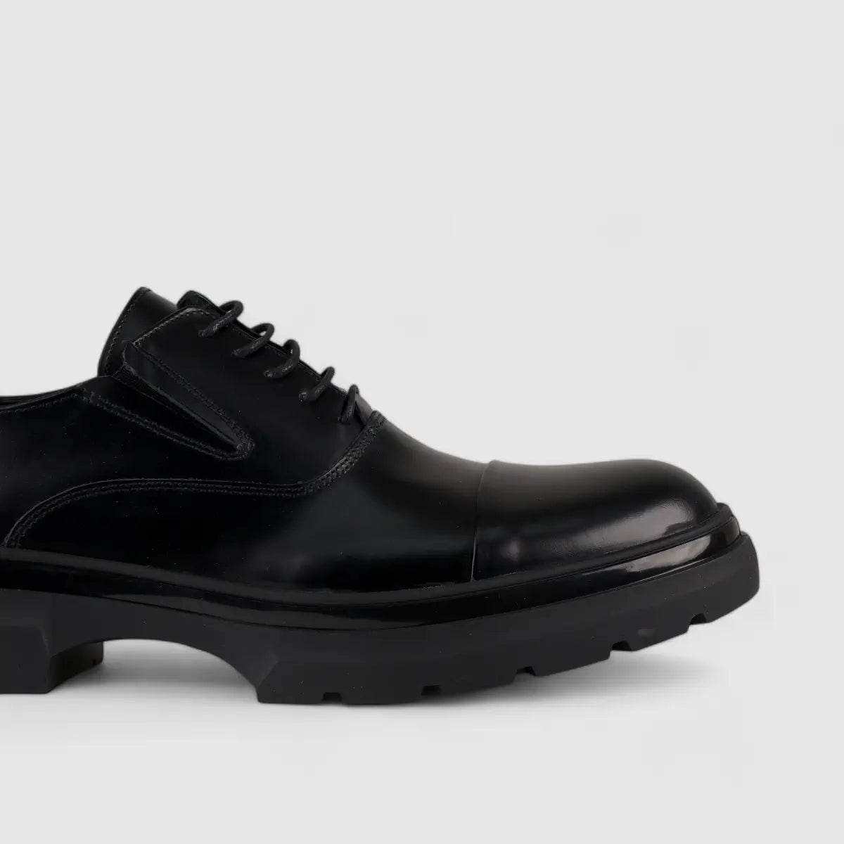 Bulletti Lace Up Chunky Sole Black 8316 Oxfords | familyshoecentre