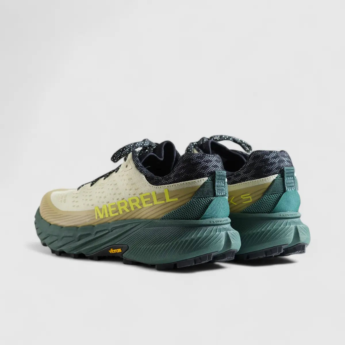 Agility Peak 5 Outdoor Sneaker Beach J068337 A12 Sneakers | familyshoecentre