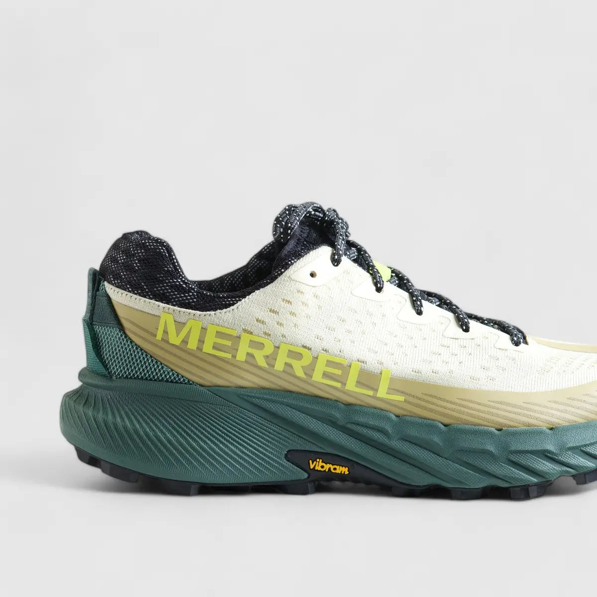 Agility Peak 5 Outdoor Sneaker Beach J068337 A12 Sneakers | familyshoecentre