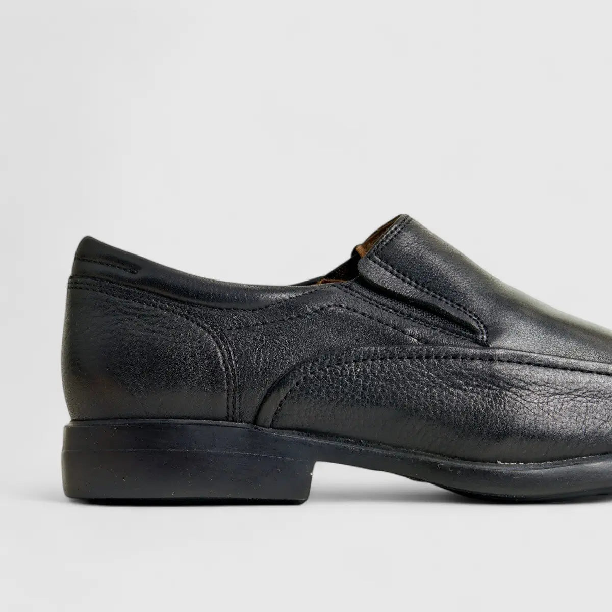 Anatomic Leather Comfort Slip On Black 595930 AN132 Slip-ons | familyshoecentre