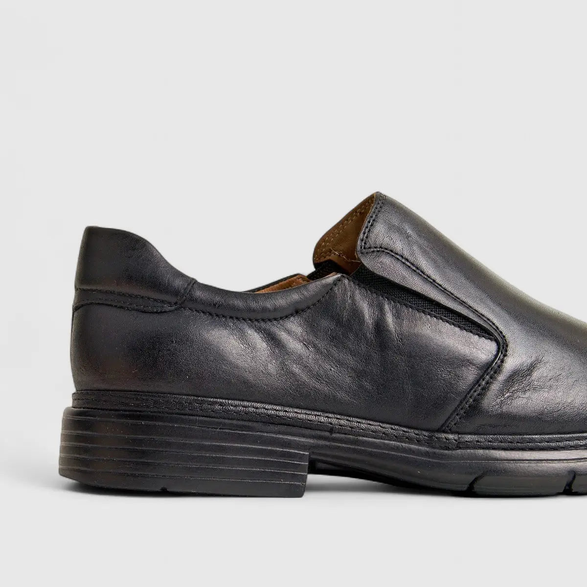 Anatomic Leather Comfort Slip On Black 868601 AN130 Slip-ons | familyshoecentre