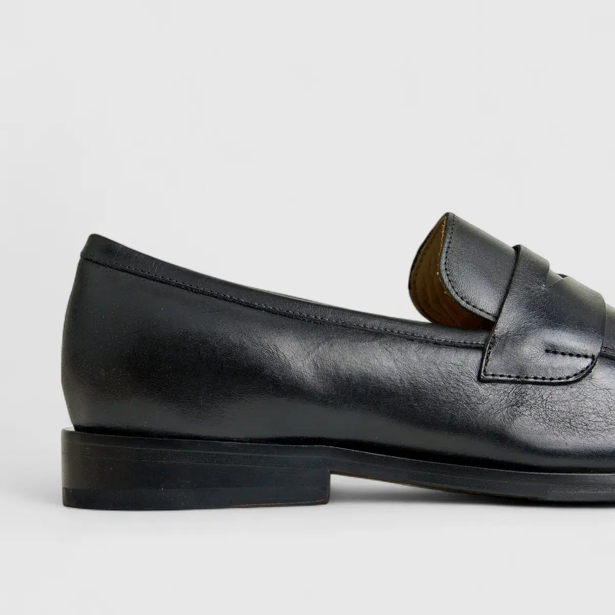 Anatomic Prime Leather Dress Slip On Black AS702016 AN112 Slip-ons | familyshoecentre