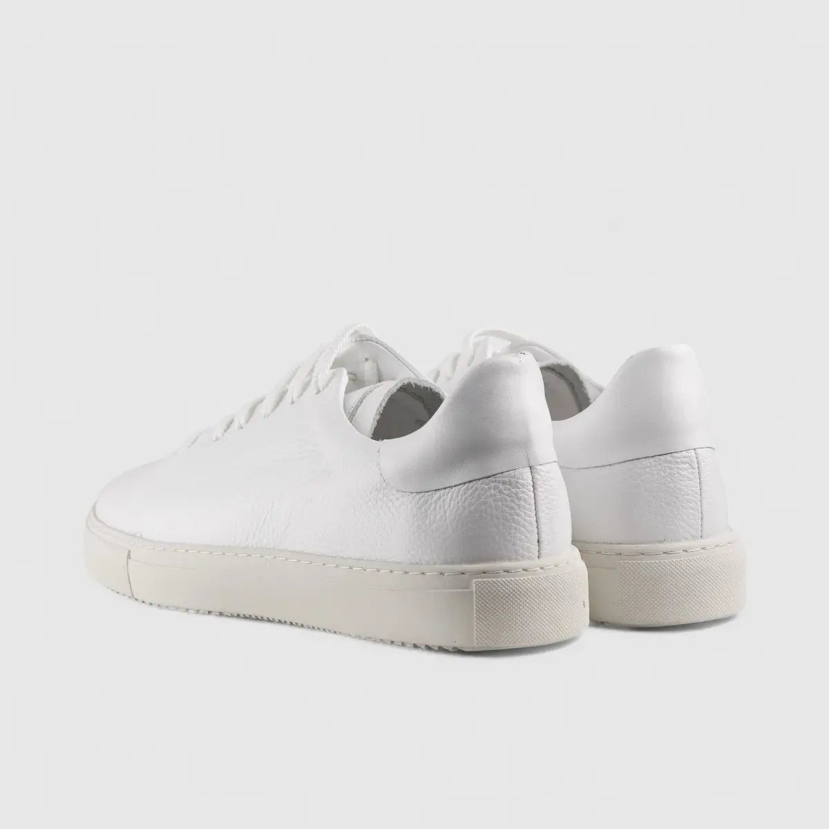 Formales Lace Up Leather Sneaker White 4289 Sneakers | familyshoecentre