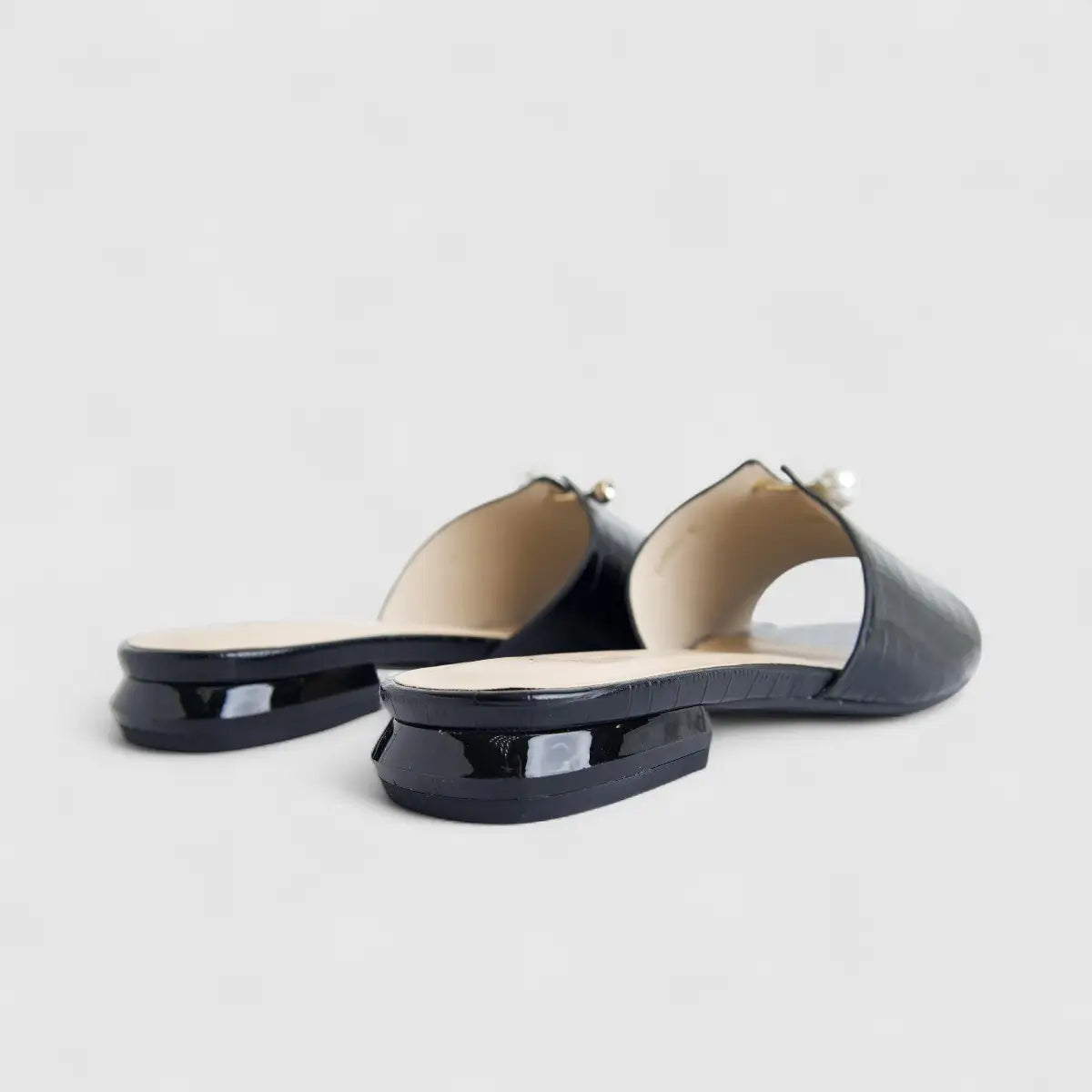 Bulbul Ladies Casual Slide With Pearl Black HAR061