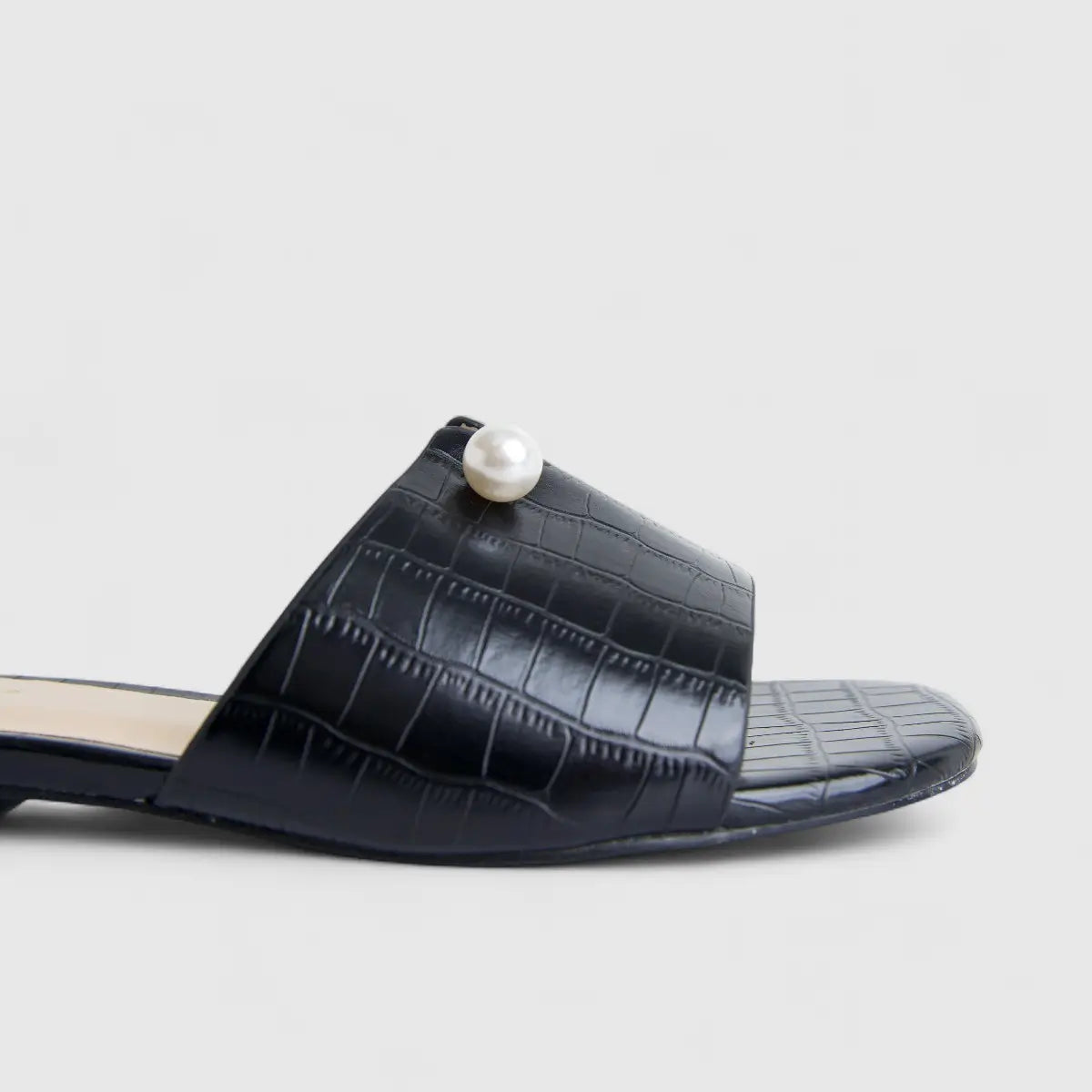Bulbul Ladies Casual Slide With Pearl Black HAR061
