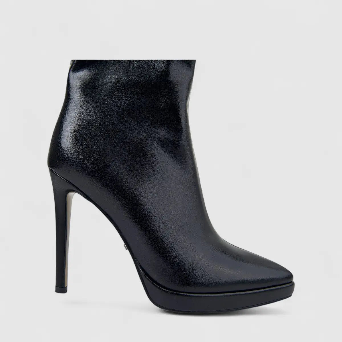 Bulbul Ladies Long Stiletto Heel Boot Black CAR26-14
